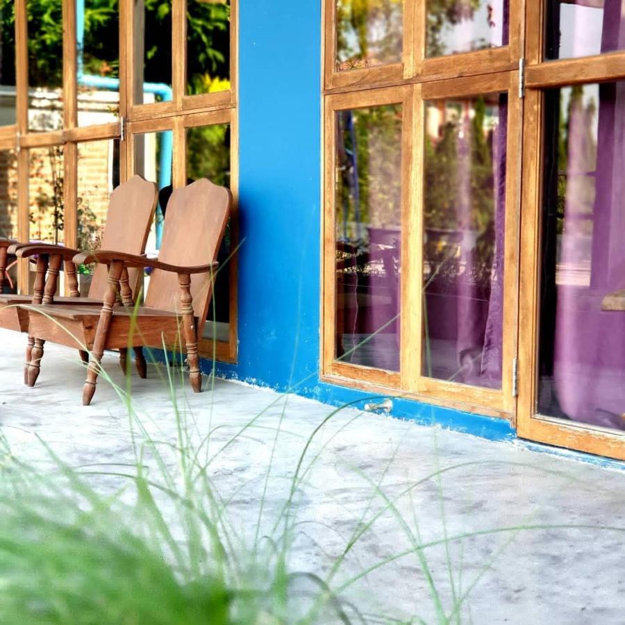 Baan Mae Khian Cafe & Boutique Hotel Ayutthaya Extérieur photo
