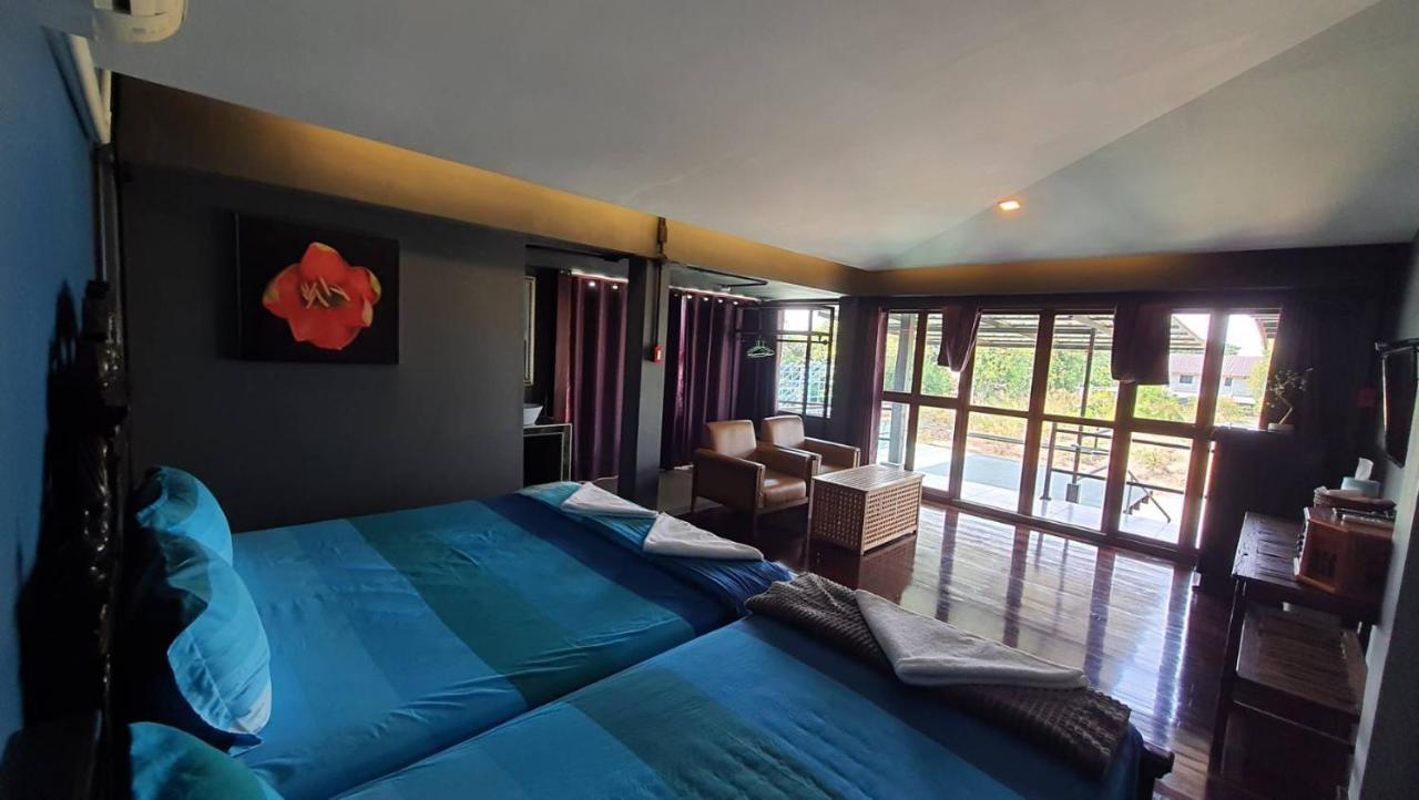 Baan Mae Khian Cafe & Boutique Hotel Ayutthaya Extérieur photo