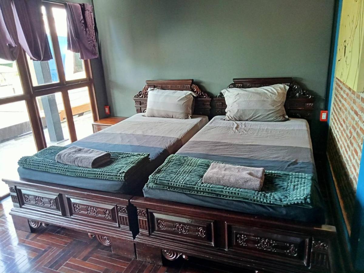 Baan Mae Khian Cafe & Boutique Hotel Ayutthaya Extérieur photo